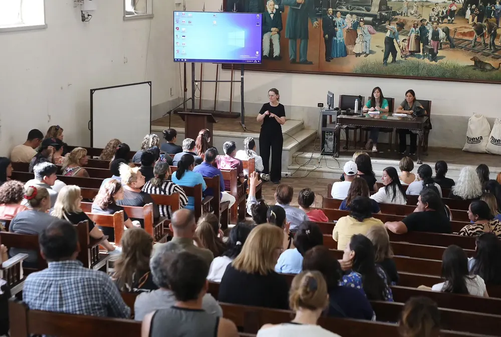 398f7f3a-46c8-4c76-a960-3926409d4663