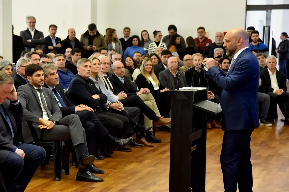 115d8edd-c8de-483e-914f-b48162750e10