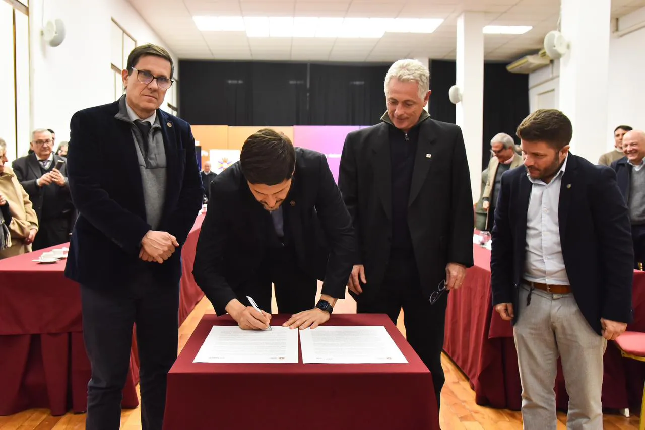 20875751-59d6-4772-a861-c75c3f1e7bbc