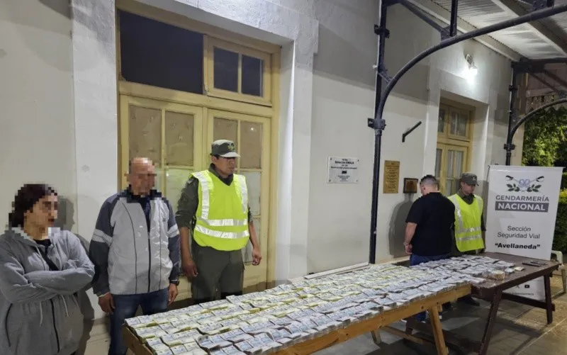 santa_fe-_dinero_en_efectivo-sec_seg_vial_avellaneda.jpeg_70287019