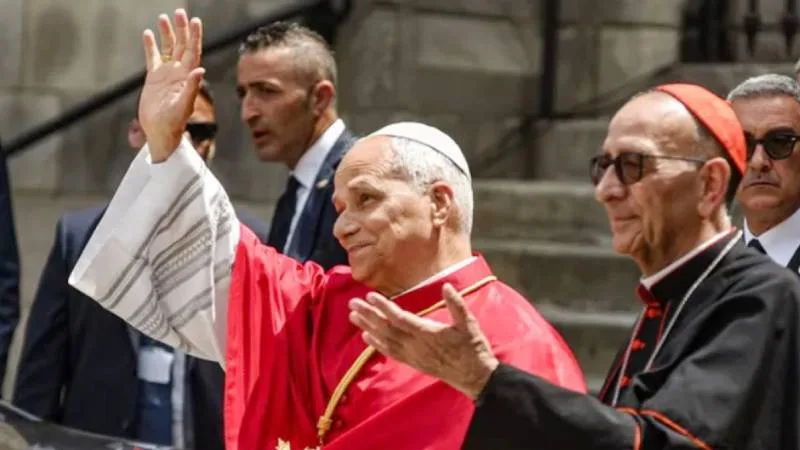 papa-en-catedral