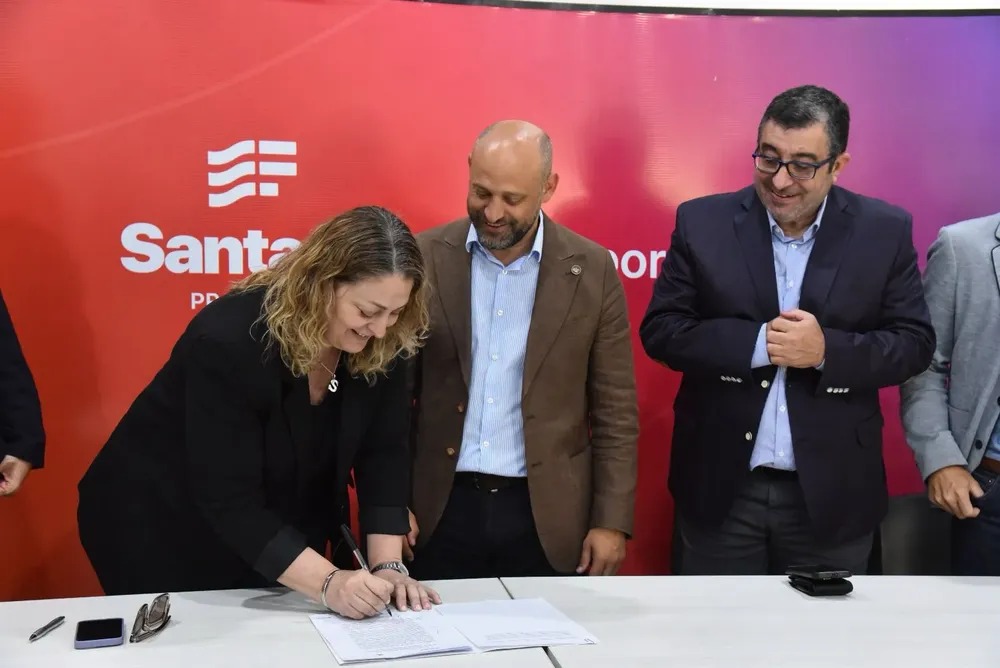 5742baa0-b1d8-4c3c-b629-9c14266d2439