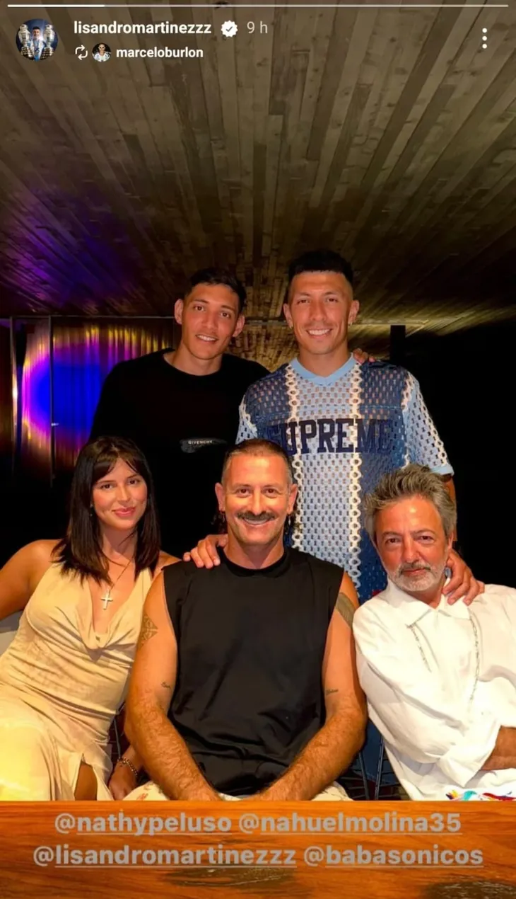 la-foto-de-lisandro-martinez-con-nahuel-molina-nathy-peluso-y-adrian-dargelos-foto-captura-lisandromartinezzzig-knlrk5qu65adnadki2jnndrma4jpg