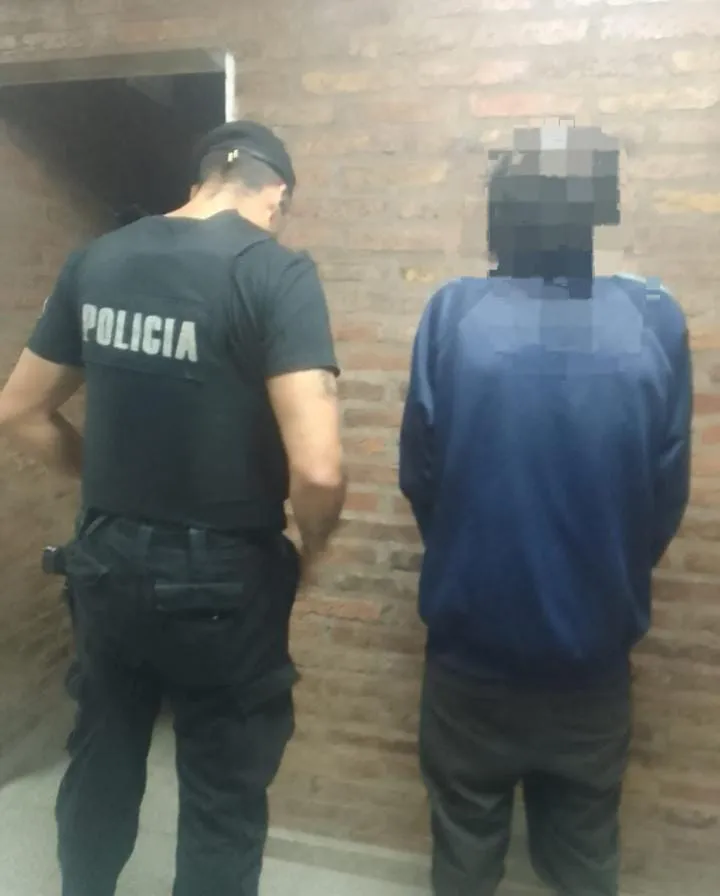 4f66db25-e4cc-4326-8087-28a986373a35