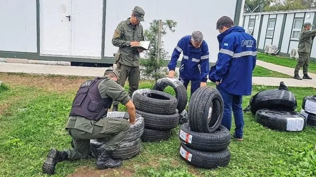 neumaticos-contrabando-gendarmeria-2jpg