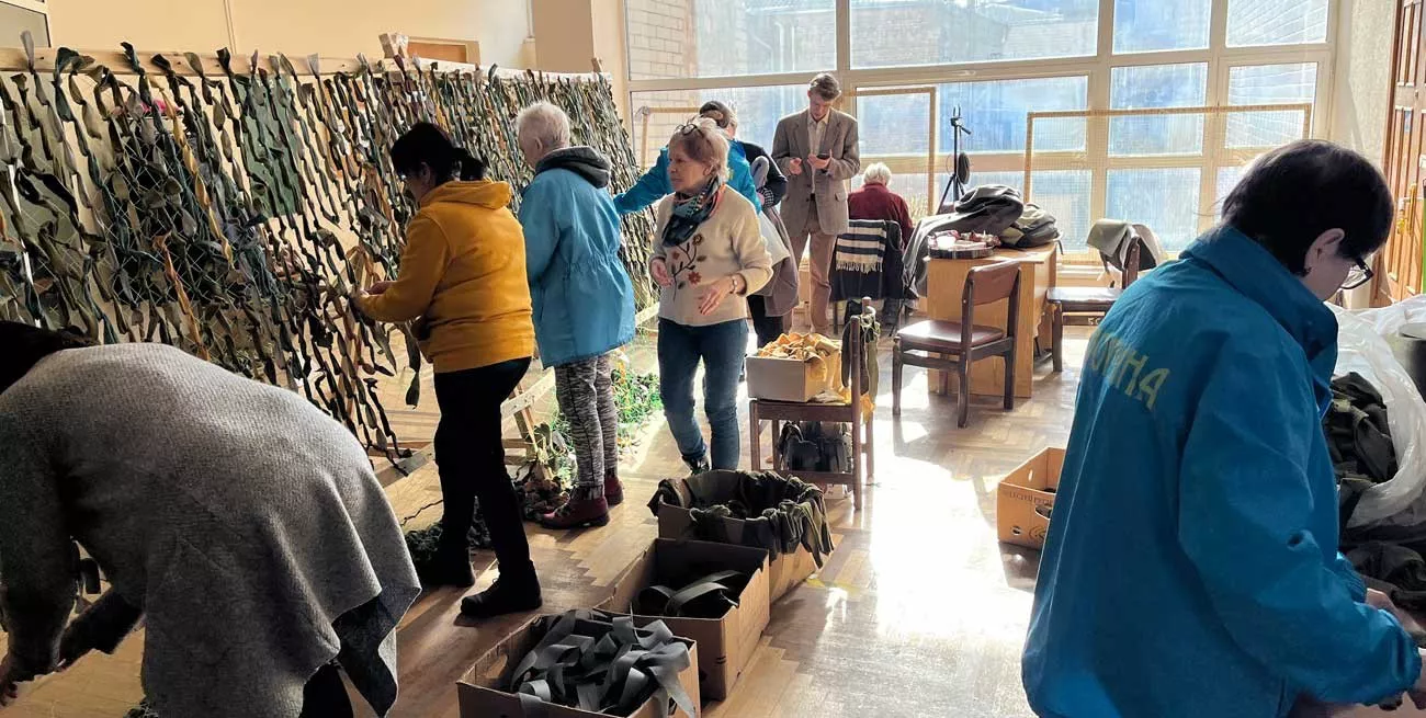 Wz_9j55M8_1300x655__1