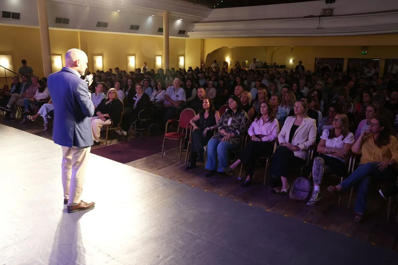 fd31b676-0694-4957-82b5-846a66442acd