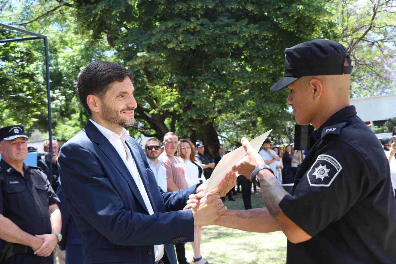 f7301850-1158-4099-81da-99fb6ba28be2