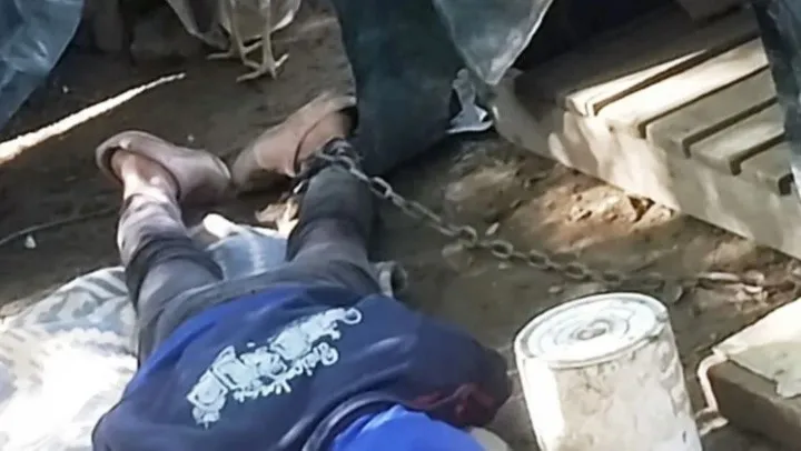 esclavitud-encadenada-cucha_de_perro-mujer-salta-gentileza_el_tribuno-xptima.jpg_878640431 (1)