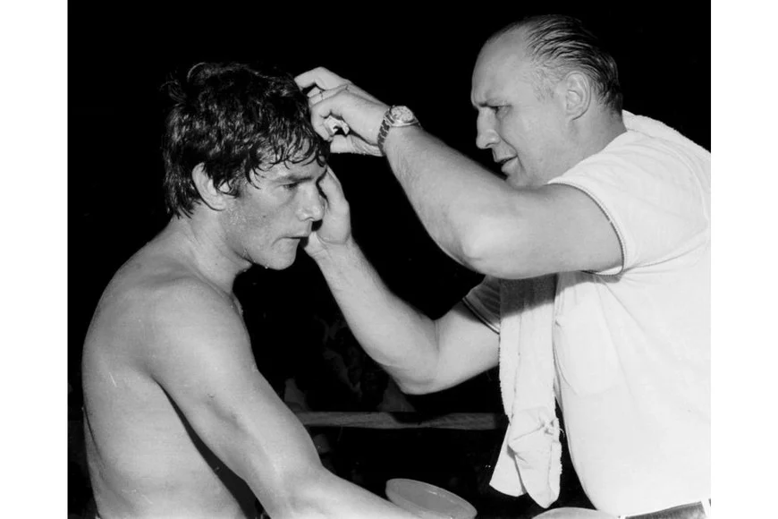 cfrbXA5io_870x580__1