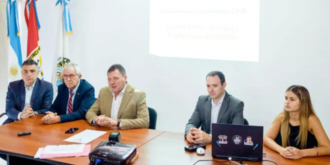 diplomatura1-1024x683-1-660x330