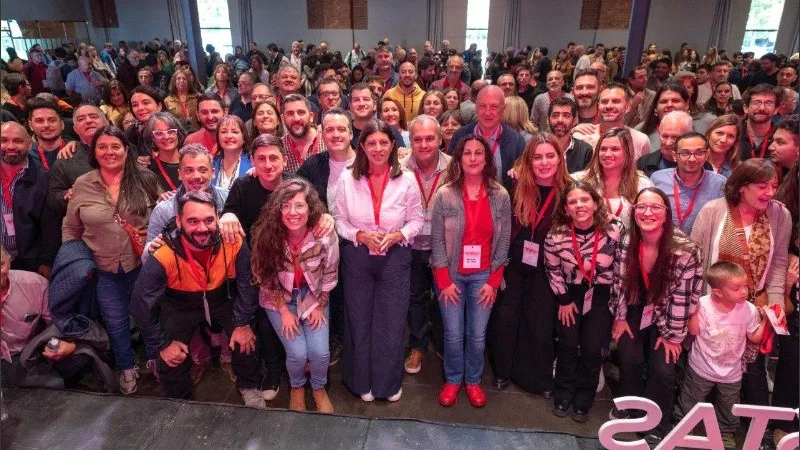 socialismo_stafe.jpg_1756841869