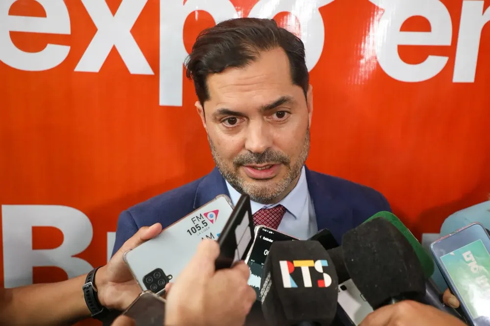 4c50f3e1-760e-4a77-8bb7-21db983a23d1