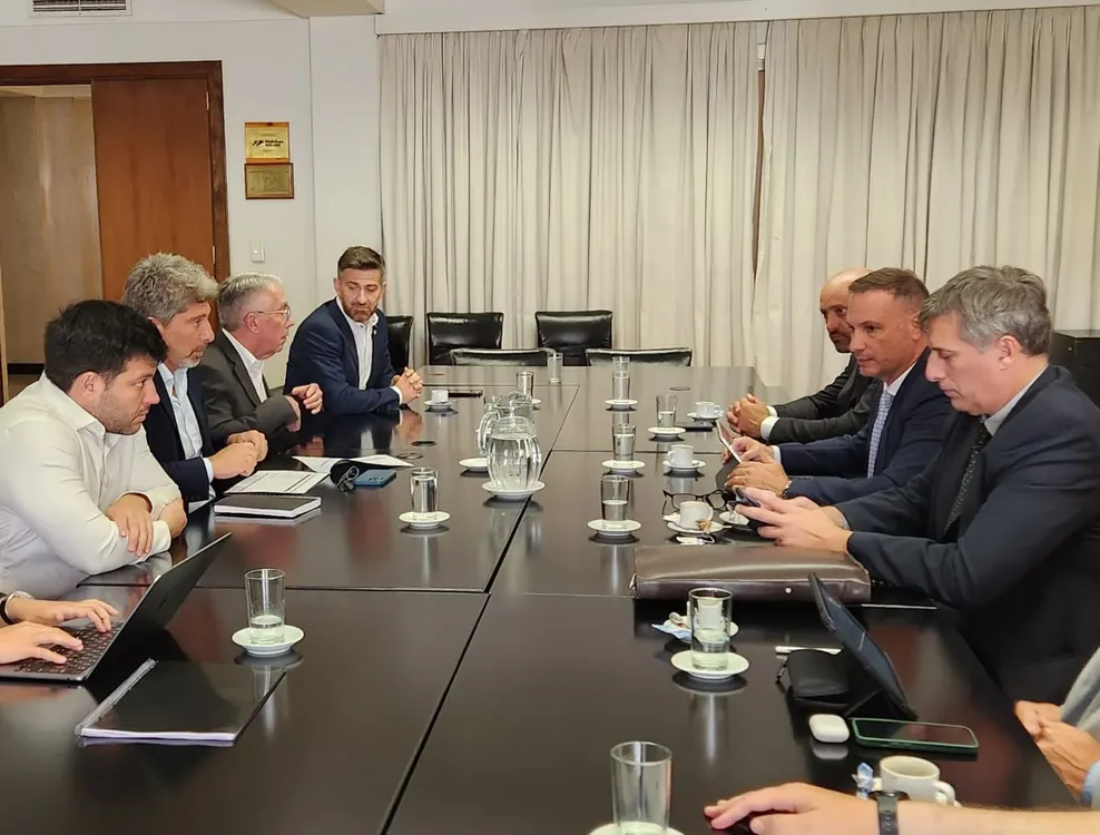 80b66764-ed75-4a73-a9e1-f1d288c8034b