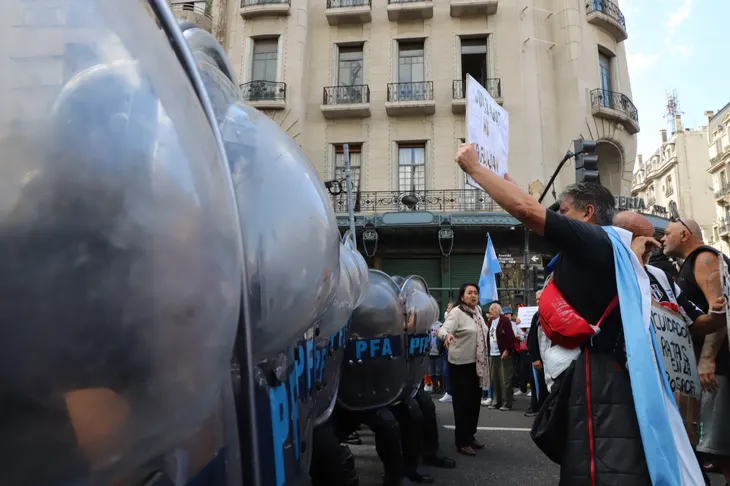 marcha-jubilados-hinchas-2jpeg