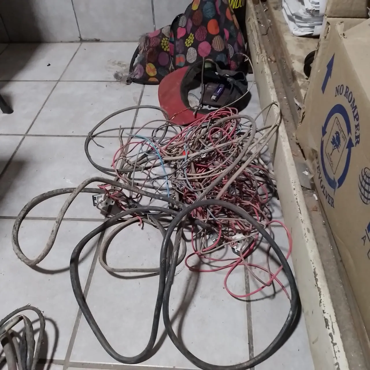 81dafe0e-a5c1-4597-9408-8b0626d4e264