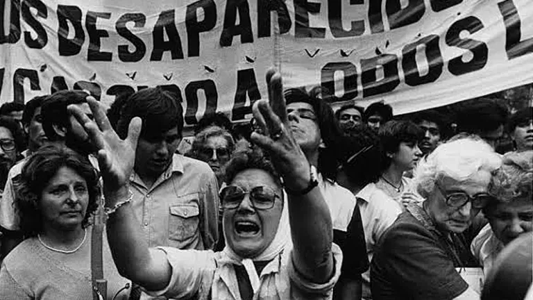 Dia-de-la-Desaparicion-Forzada-y-las-mujeres-buscadoras-como-defensoras-de-derechos-humanos-768x432