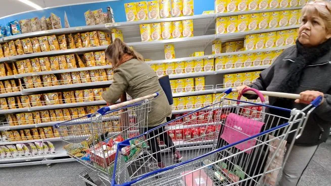 consumo-inflacion-gondolas-canasta-basica-supermercado