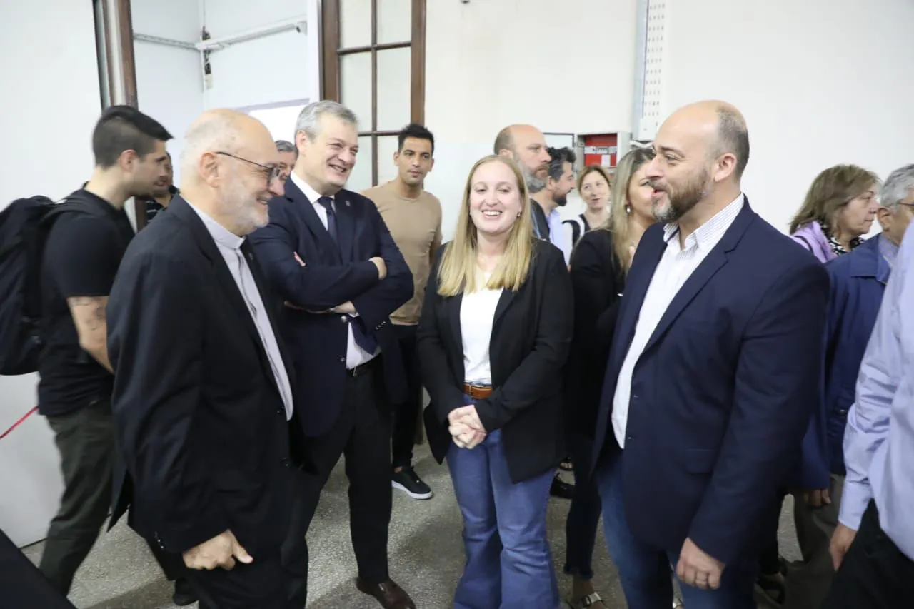 7812f93e-d638-4923-85cb-d8759a9938fe