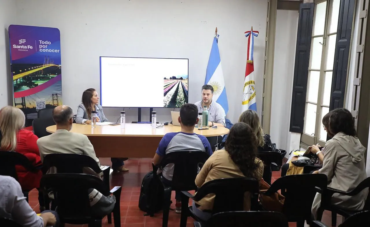 8c771551-48df-4c62-ae7e-74f829192791