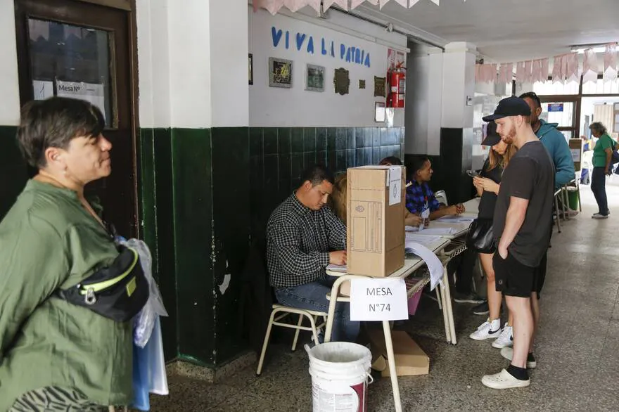 elecciones-2023-a-que-hora-se-conocen-los-A2TJR3D4SZADVCQMZHGHUKHOIM