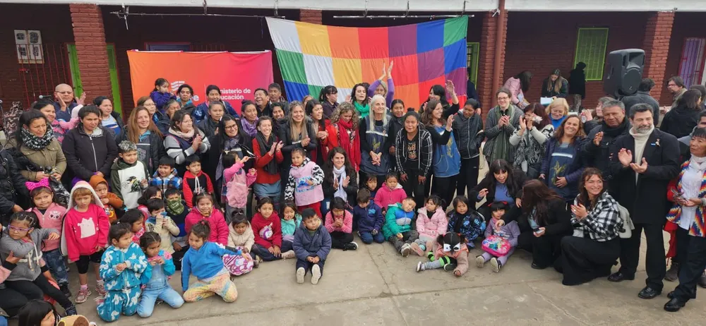 04c174fc-660e-475f-b16a-6897965cca97