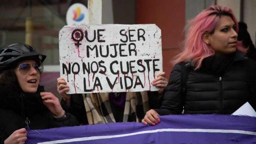afemicidios