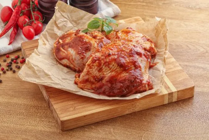 pollo-marinado-en-salsa-de-tomate