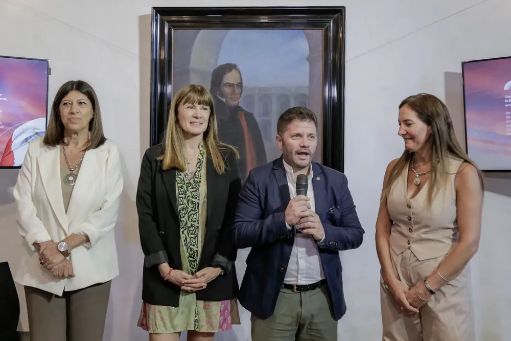 7698cb33-7a0f-4f9c-a239-dc6b3664ad2f