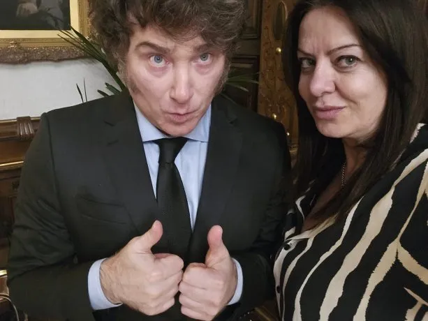 javier-milei-sandra-pettovellojpeg