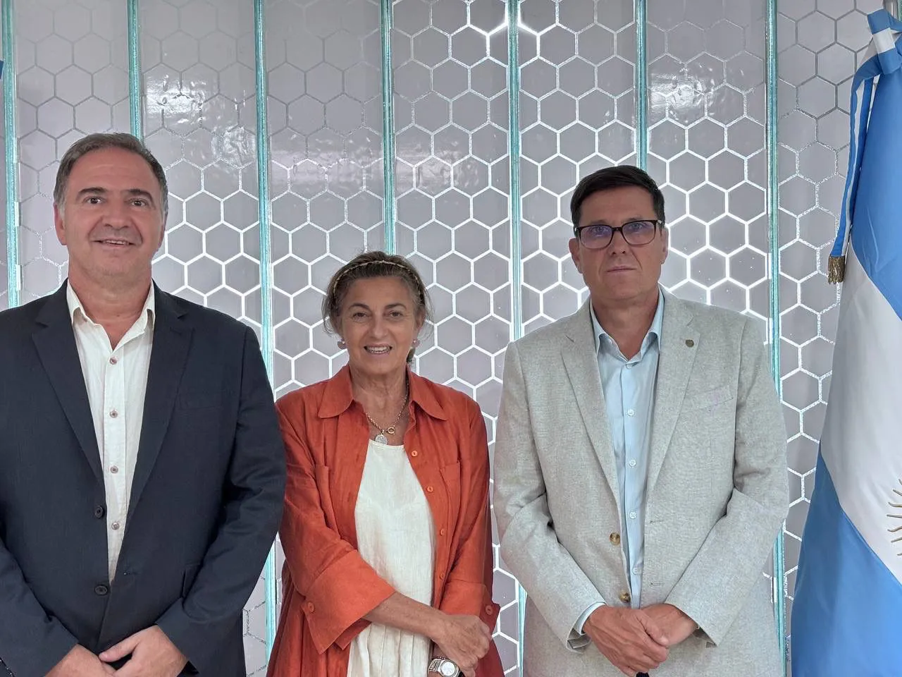 6db038e6-c8b7-46e2-a34f-e77826410c3b