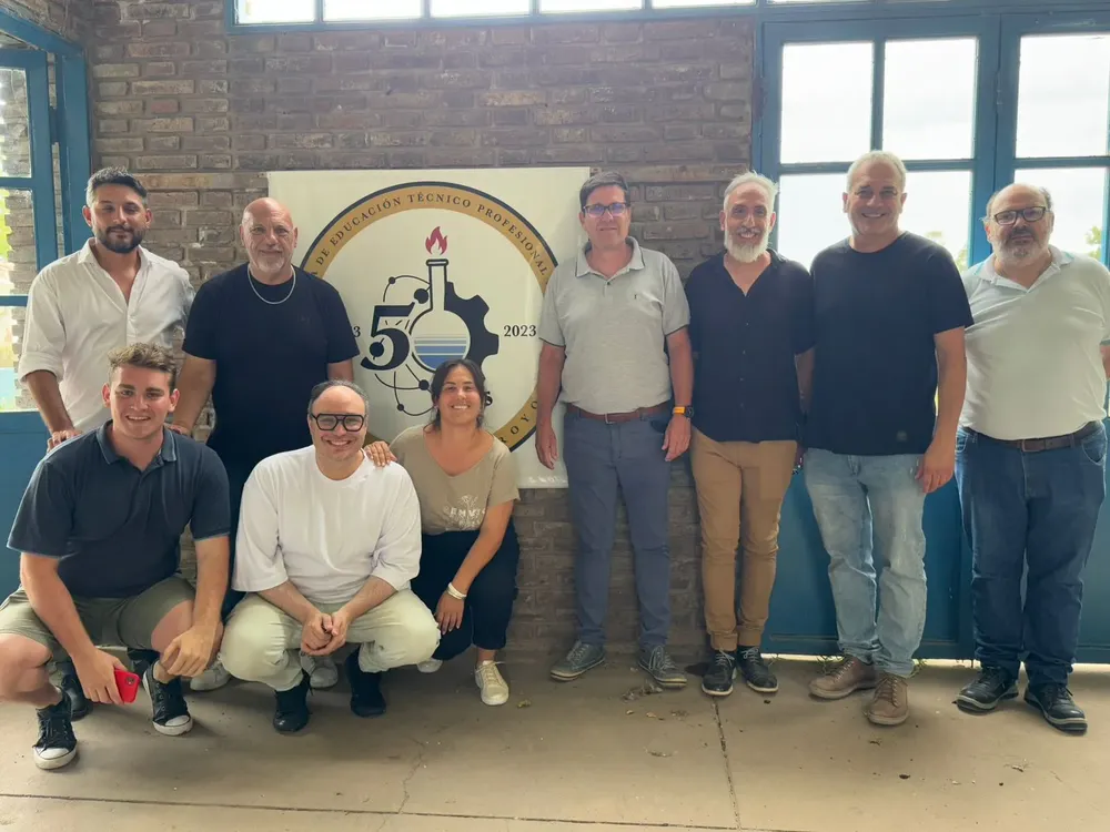 55ff0102-90de-404a-9c79-cc7993641889