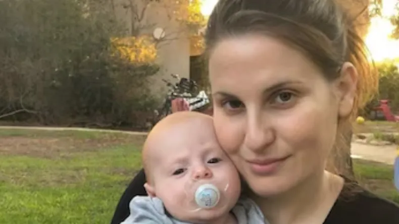 shiri-bibas-21-2-25-1png