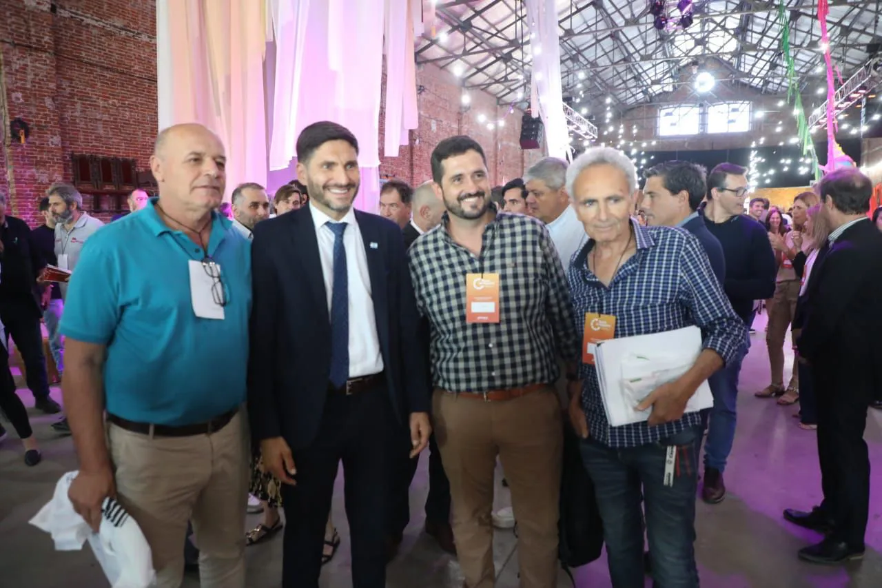 b9cee6ab-9391-4ff6-b0b5-f2ec205f662b