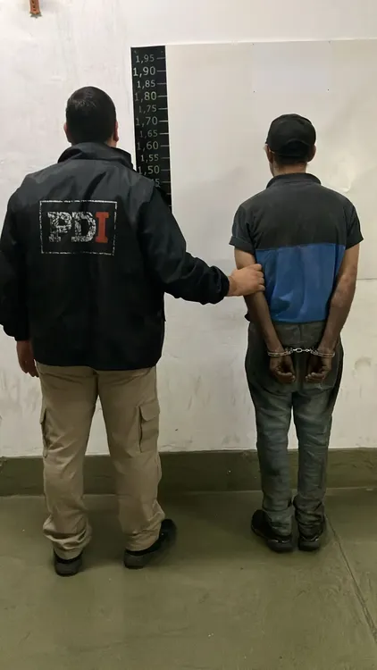 b3a937c6-47bd-4f7a-a7b7-52e3240df294