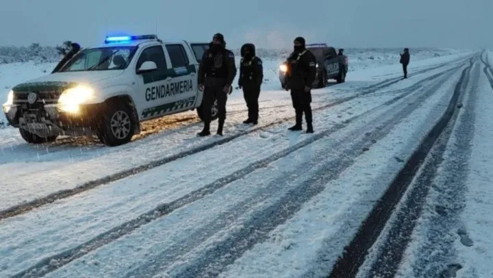 poopo_1_crop1718983165257.jpg_1833193316