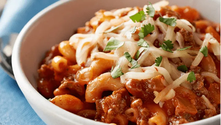 receta_de_fideos_codito_a_la_boloxesa_crop1696266836111.png_1833193316