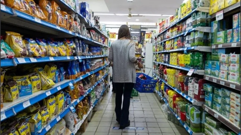 empleados_de_comercios_crop1694014401433.jpg_1756841869