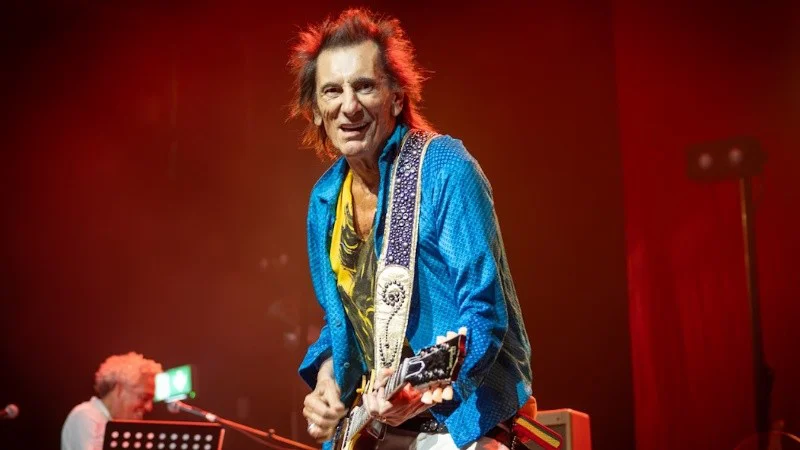 ronnie_wood.jpg_1797588605
