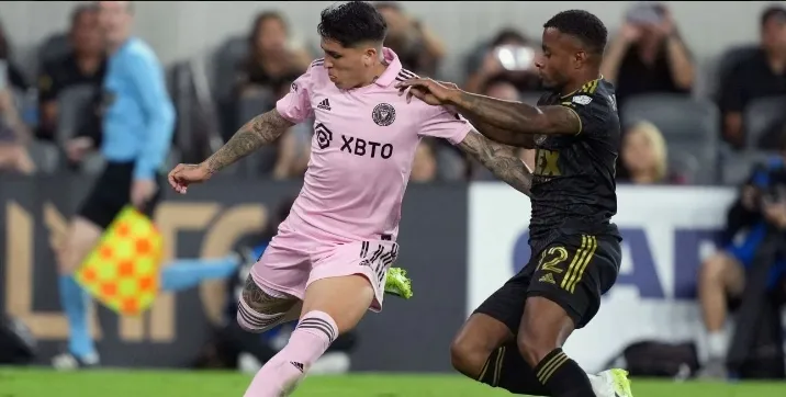 Screenshot_20240120_225401_Facebook