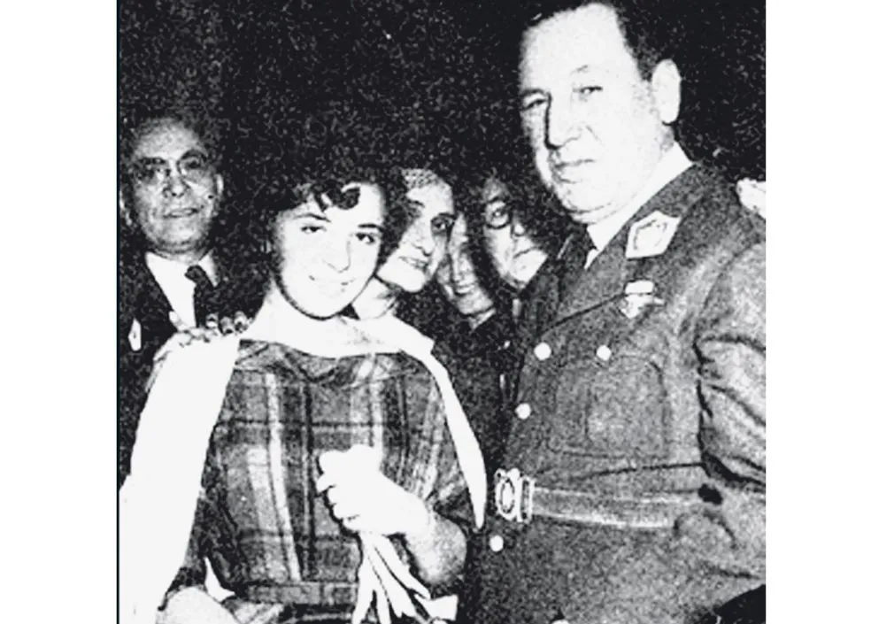 peron-argentina-amante-adolescente-nelly-rivas-1