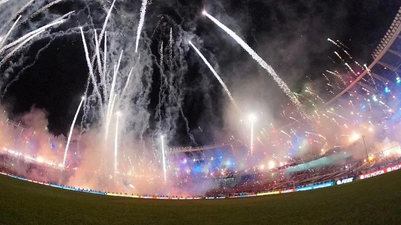 racing-recibimiento-cilindro