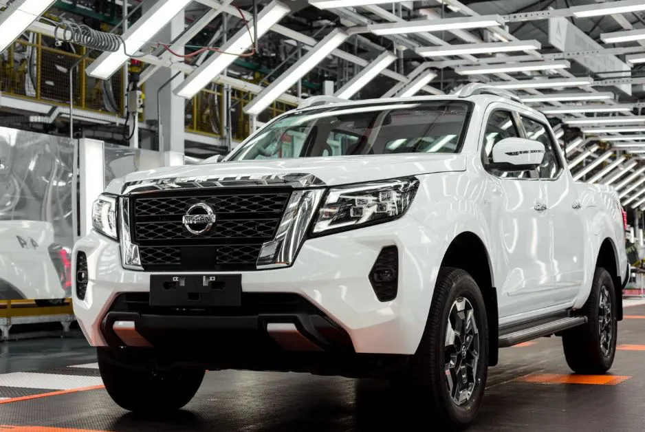 nissan (1)