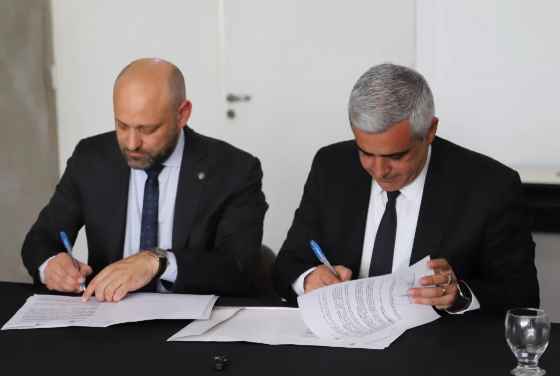 9b56e361-07e7-4ee7-b8f7-24e5a08711c8